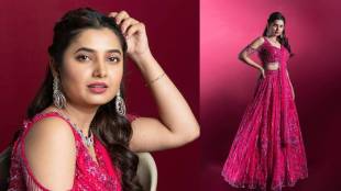 prajakta mali wear 12 kilo ghagra for her new photoshoot
