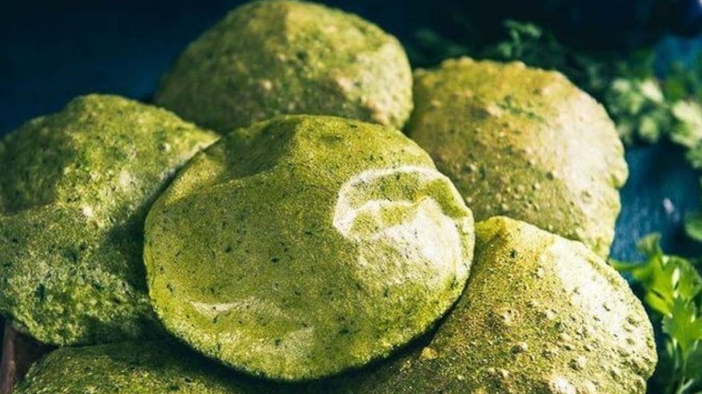 Palak Puri