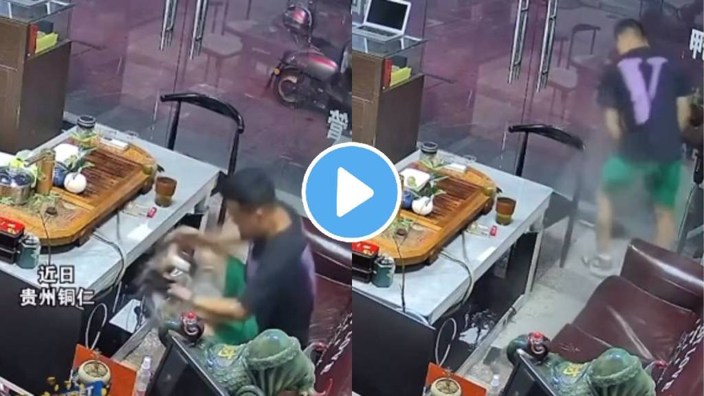 never use mobile phone when your are doing some important work watch viral video