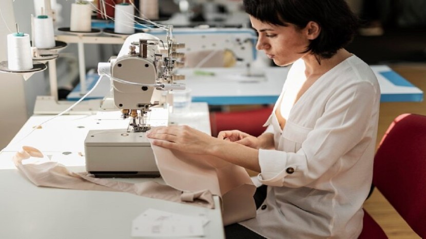 many famous branded clothes are made in bangladesh their price is less rs 100 know fact