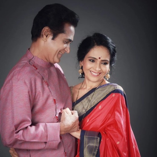 Avinash Narkar Aishwarya Narkar Anniversary