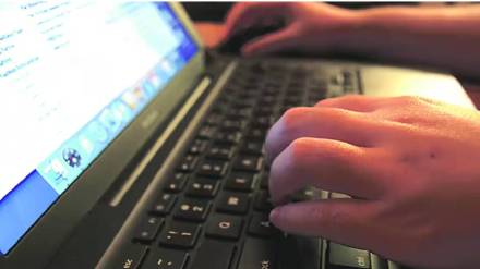 Central government baned 100 Chinese websites Targeting Indians for investment releated scams