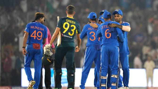 India vs Australia 5th T20 Live Updates in Marathi
