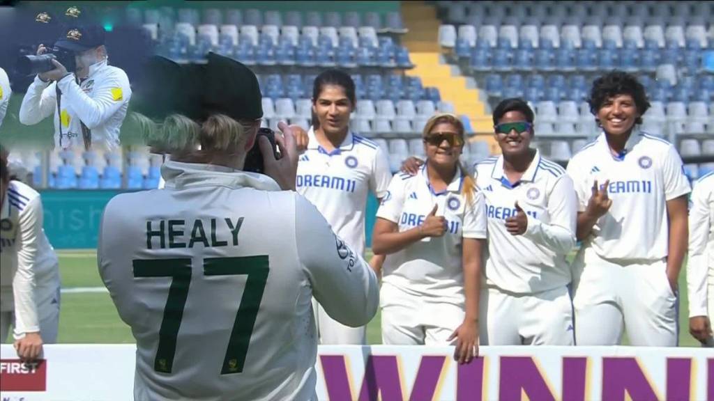 Australian captain-turned-photographer Alyssa Healy captures the winning Indian women's team Watch the video Australian captain-turned-photographer Alyssa Healy captures the winning Indian women's team Watch the video