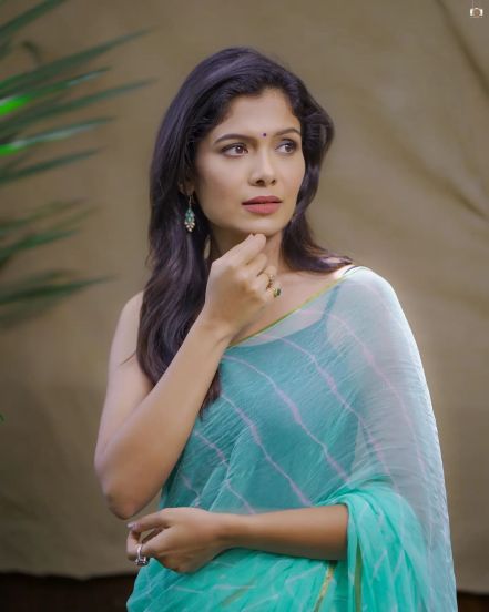 Suruchi Adarkar Mangalsutra Design Photos