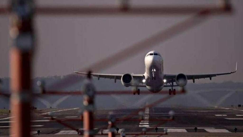 pune airport become most foggy in the country huge fog on pune airport fog hits flights at pune airport