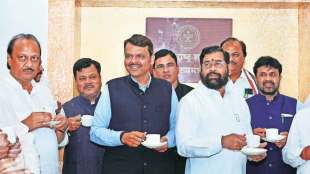 cm eknath shinde slams uddhav thackeray for opposing dharavi redevelopment project zws