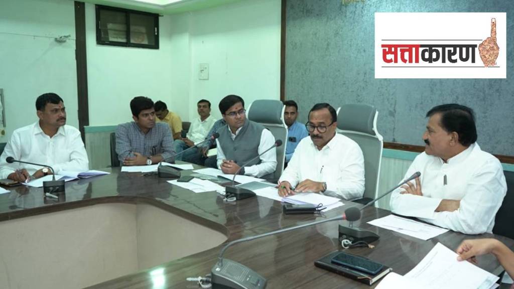 guardian minister atul, akola, November, babanrao lonikar