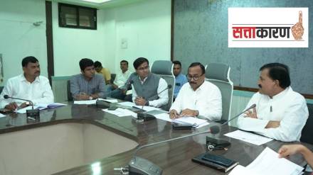 guardian minister atul, akola, November, babanrao lonikar guardian minister atul, akola, November, babanrao lonikar