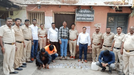 Three people arrested Sale of fake liquor Yavatmal
