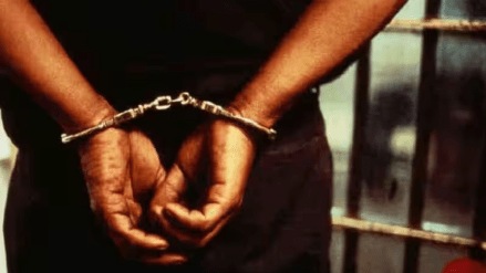 Crime Branch Pune Police arrested robber committed crimes burglary robbery Solapur Crime Branch Pune Police arrested robber committed crimes burglary robbery Solapur