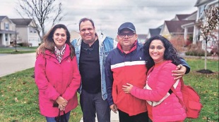 Article childhood Theater Journey Actor Atul Purchure khar khar sang natak america canada tour