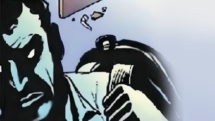 burglary case Kopar Khairane police station robbery 4 lakh rupees