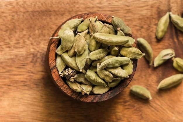 cardamom-milk-benefits