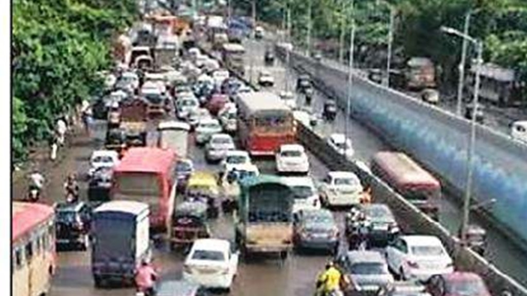 navi mumbai traffic jam news in marathi, thane belapur road traffic jam navi mumbai traffic jam news in marathi, thane belapur road traffic jam