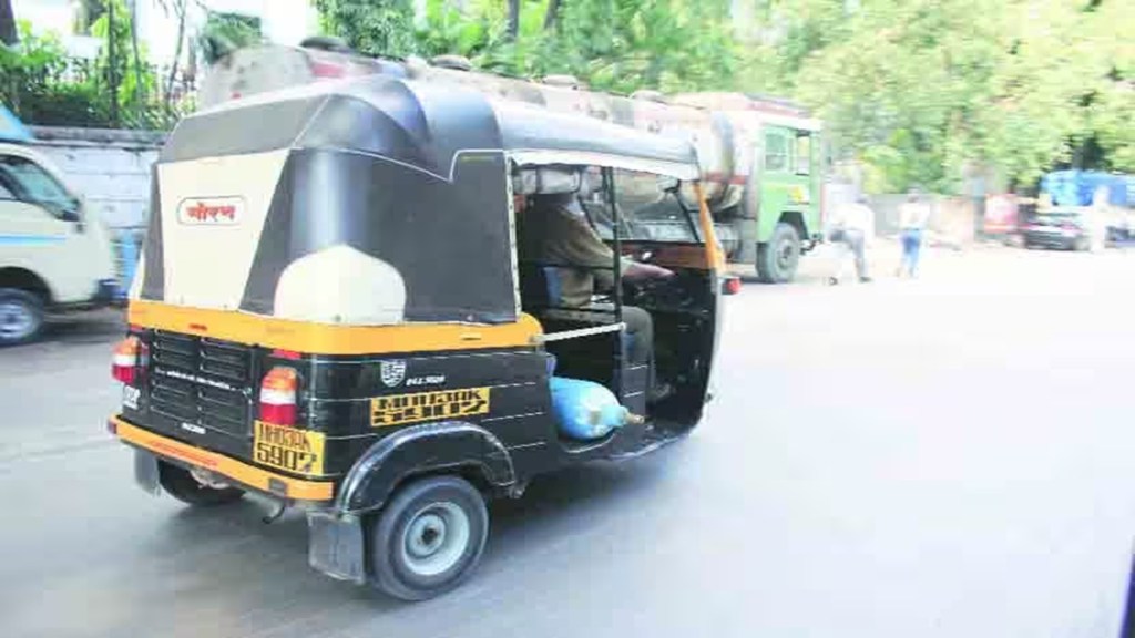 auto rickshaw stolen, auto rickshaw theft auto rickshaw stolen, auto rickshaw theft