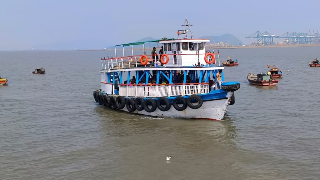 sea tide in uran, mora mumbai water travel