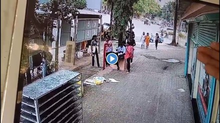 college girl attacked by a person, nerul bus stop attack on girl in navi mumbai, nerul bus stop girl attacked by a person