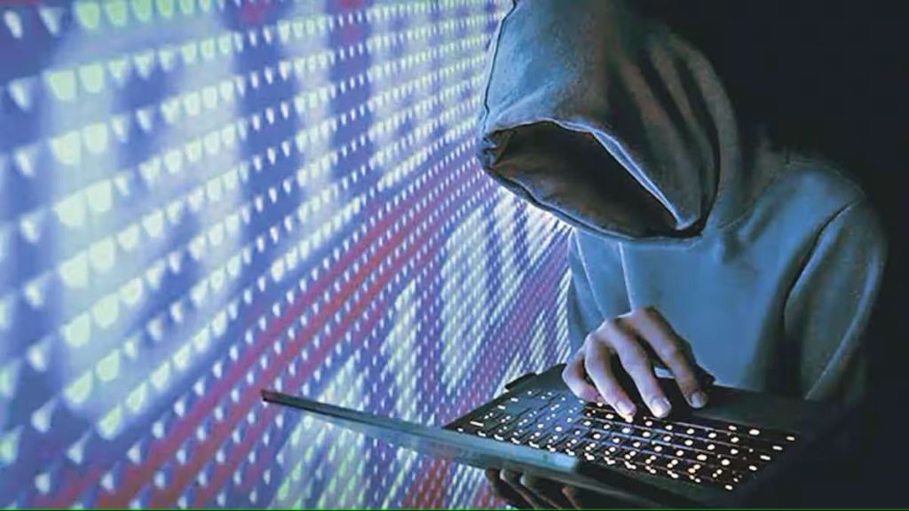 famous cricketer poonam raut s mother loses rs 1 lakh in cyber fraud