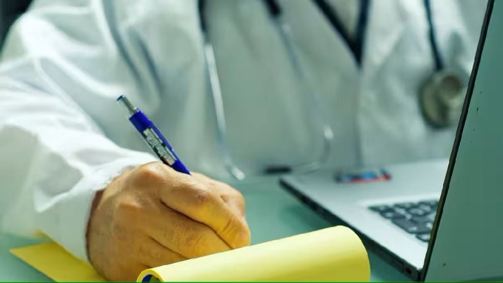 maharasrtra government forgot to appoint full time director of medical education for last five years maharasrtra government forgot to appoint full time director of medical education for last five years