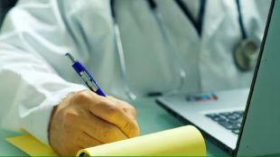 maharasrtra government forgot to appoint full time director of medical education for last five years