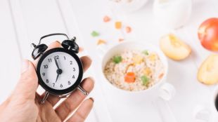 eat these food items on empty stomach