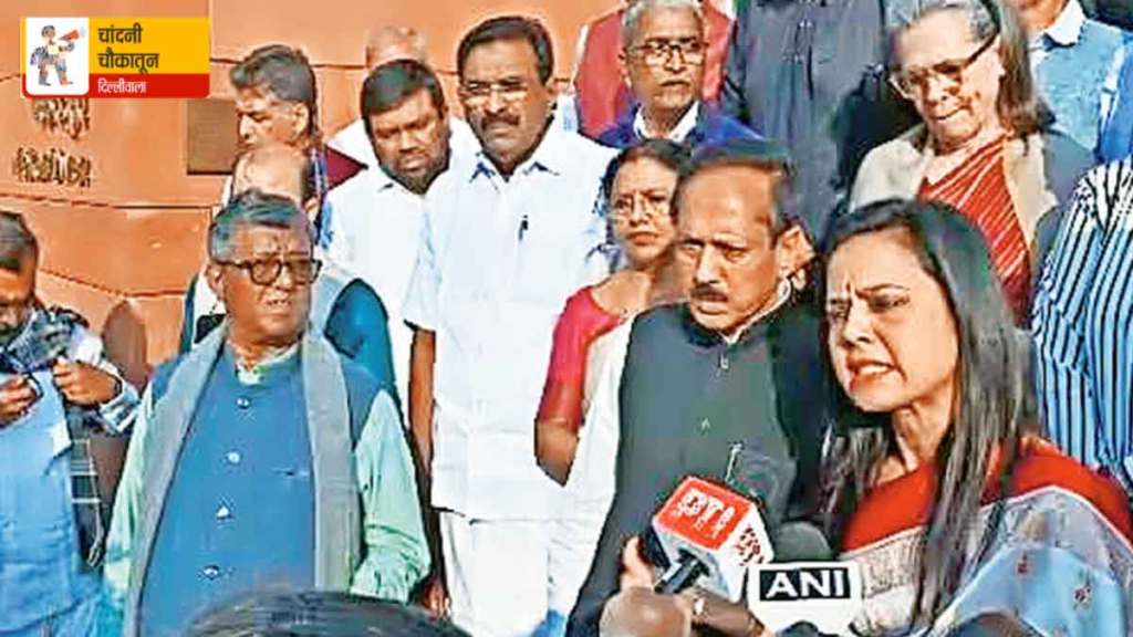 political controversy in delhi,