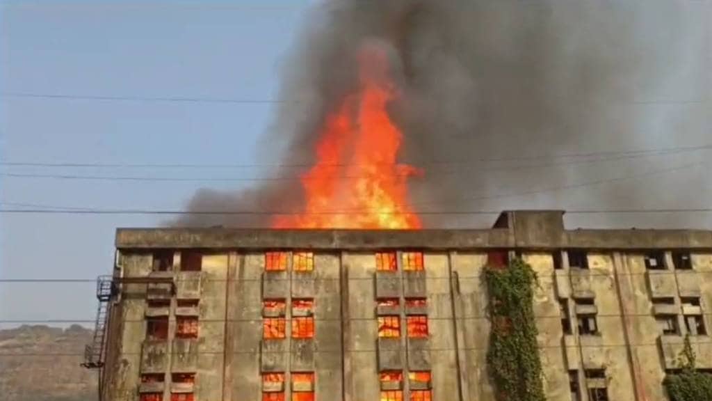 fire breaks out in close company in digha fire breaks out in close company in digha