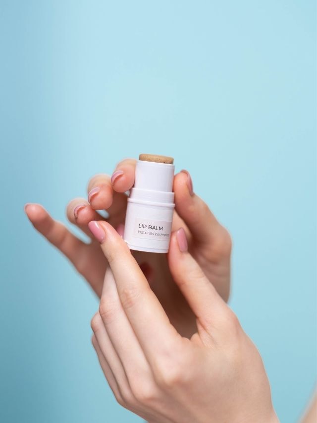 Winter Skincare Tips In cold weather, dry skin Remedies lip balm