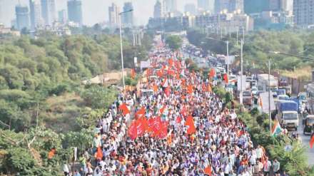 sena ubt protests against dharavi project sena ubt protests against dharavi project