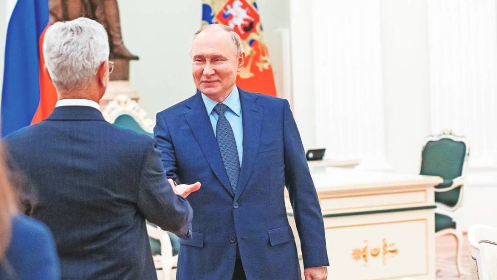 jaishankar meets vladimir putin