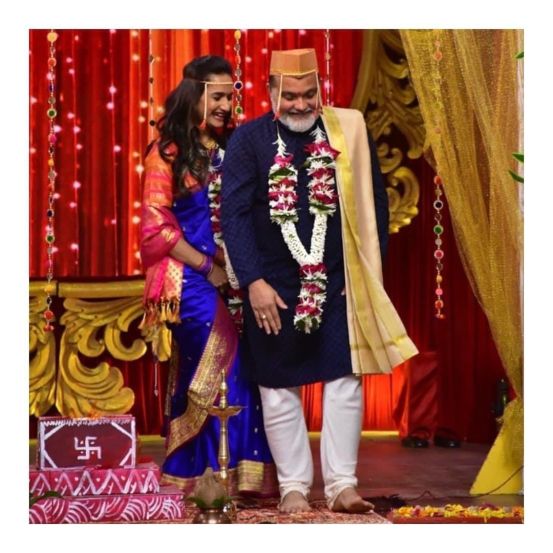 ravi jadhav 25th marriage anniversary