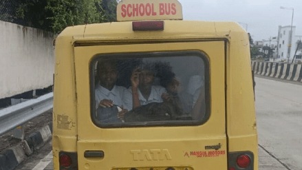 Transportation school students Pune Pimpri-Chinchwad continues dangerous manner pune