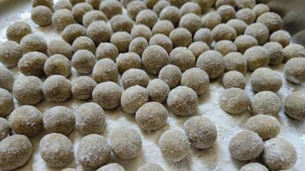 Easy to make digestible and spicy amla Gooseberry Goli At Home Check out the easy recipe