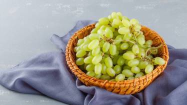 Benefits Of Grapes: द्राक्ष खाण्याचे आरोग्यदायी फायदे माहिती आहेत का? जाणून  घ्या… / Seven Healthy Reasons To Eat Grapes Regularly It contains many  important vitamins and minerals