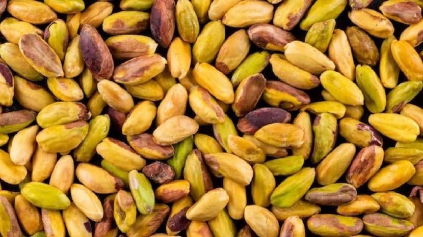 Know Pistachio Benefits For Health in winter