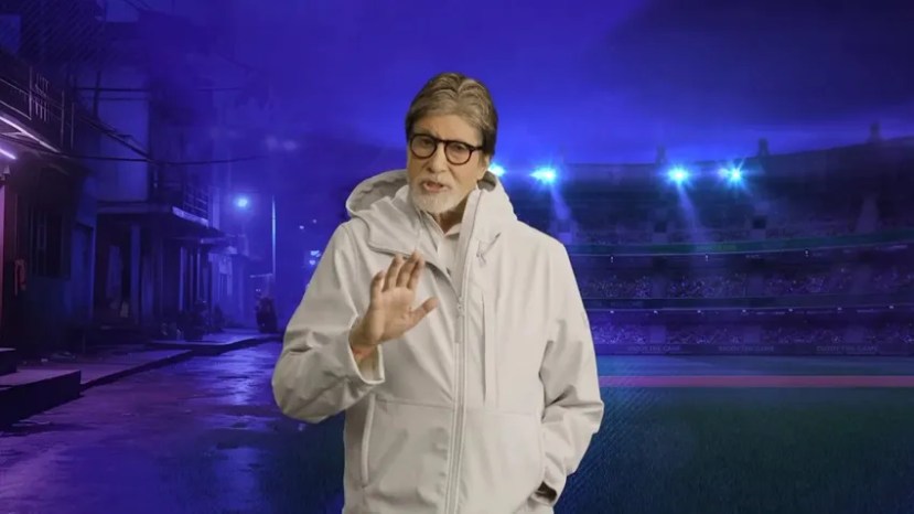 There are many actors in Indian cinema who are interested in cricket along with acting.