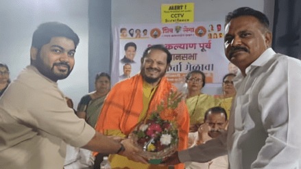 Uddhav Thackeray Shiv Sena deputy leader Vijay Salvi warning shinde group shivsainiks meeting in Kalyan