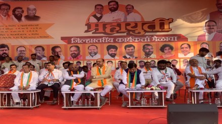 pravin darekar criticizes Congress