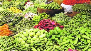 pune market, onion carrot price fall pune