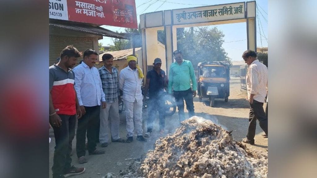 Farmers were angry because they did not get the right price for cotton