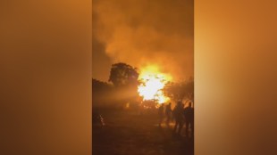 Gas cylinder cargo truck accident near Parole Jalgaon