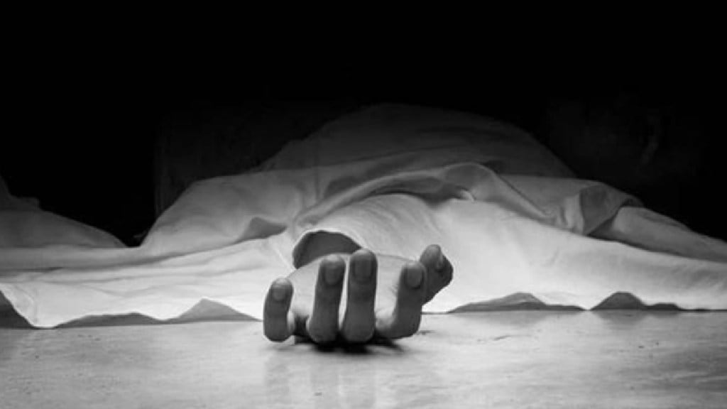 Death due to a ball hitting the head during a cricket match at Matunga Mumbai news Death due to a ball hitting the head during a cricket match at Matunga Mumbai news