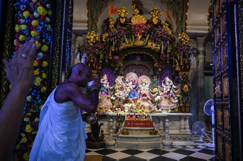 ISKCON Devotion