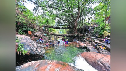 Loksatta lokrang Double decker trek Meghalaya