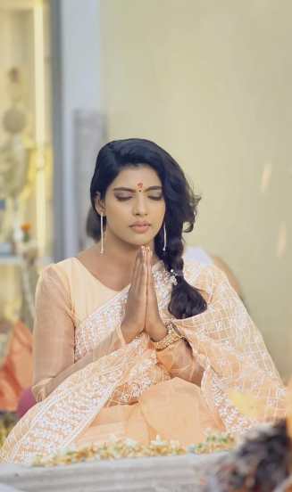 madhuri pawar bought new house in satara