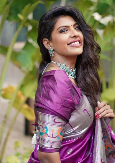 madhuri pawar bought new house in satara