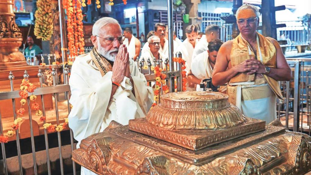 pm narendra modi performs puja darshan at guruvayur temple in kerala