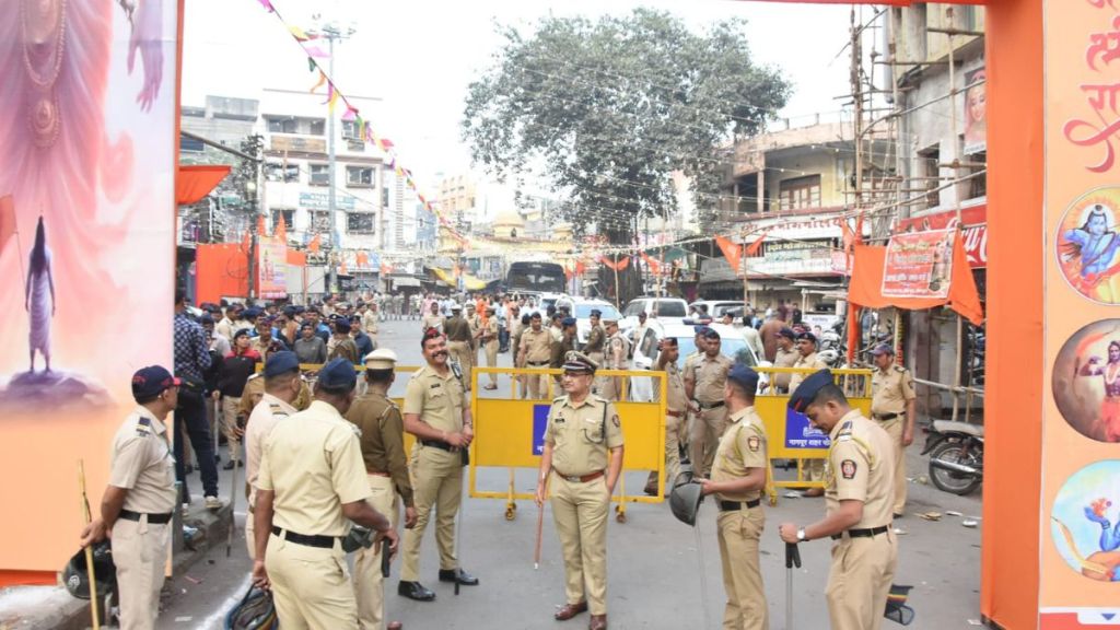 tension for some time in Mominpura area of Nagpur Police appeal do not believe rumours