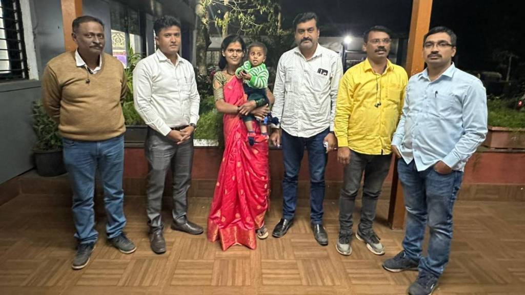 case file against woman who stole baby in nashik